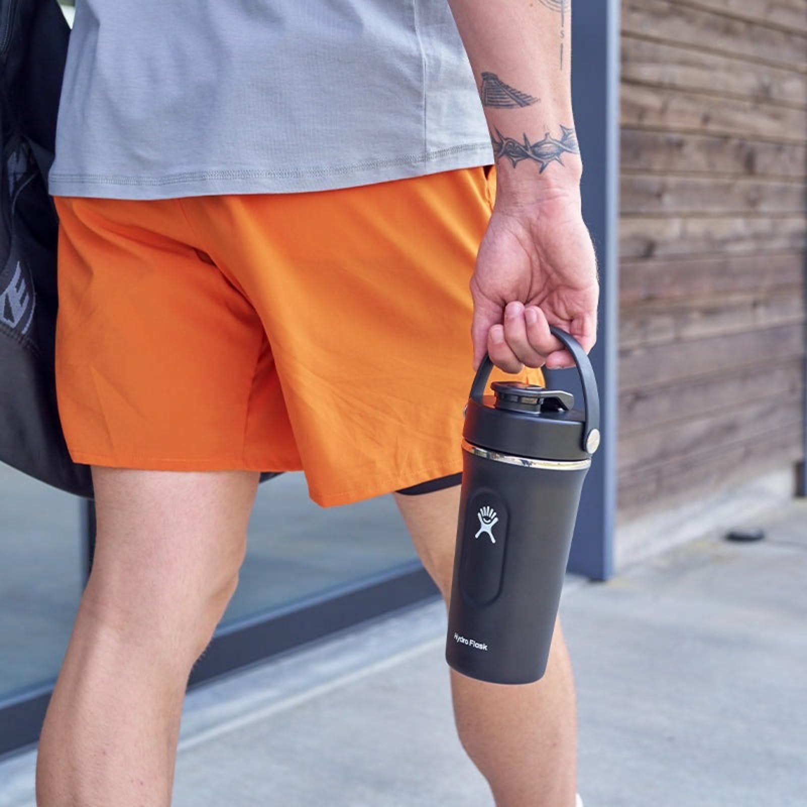Foto 8 pulgar | Botella Shaker Hydro Flask, Aislante, 700 Ml, Color Negro - Venta Internacional.