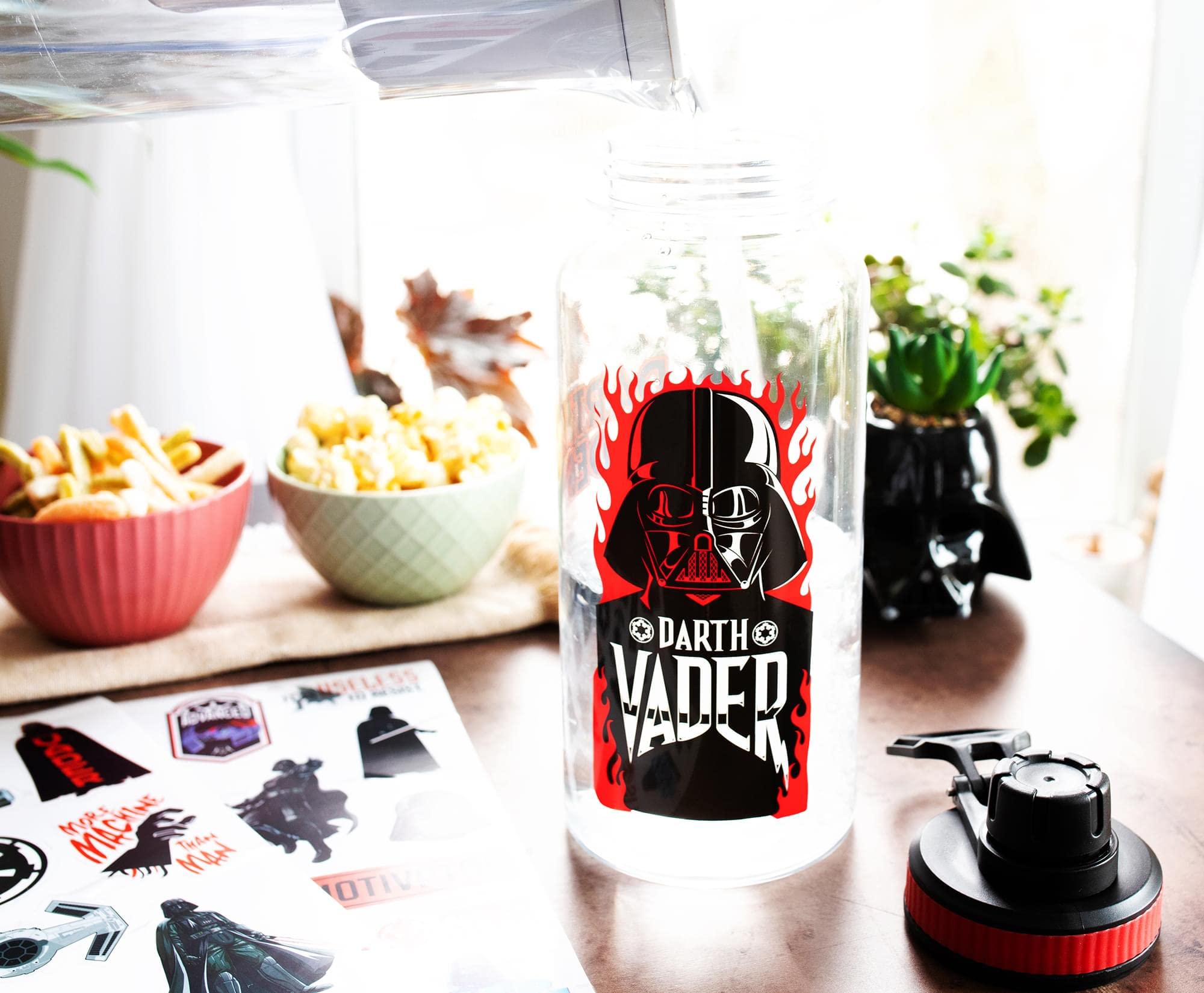 Foto 7 | Jarra Para Botellas De Agua Star Wars Darth Vader De 1 Litro Con Juego De Pegatinas - Venta Internacional.