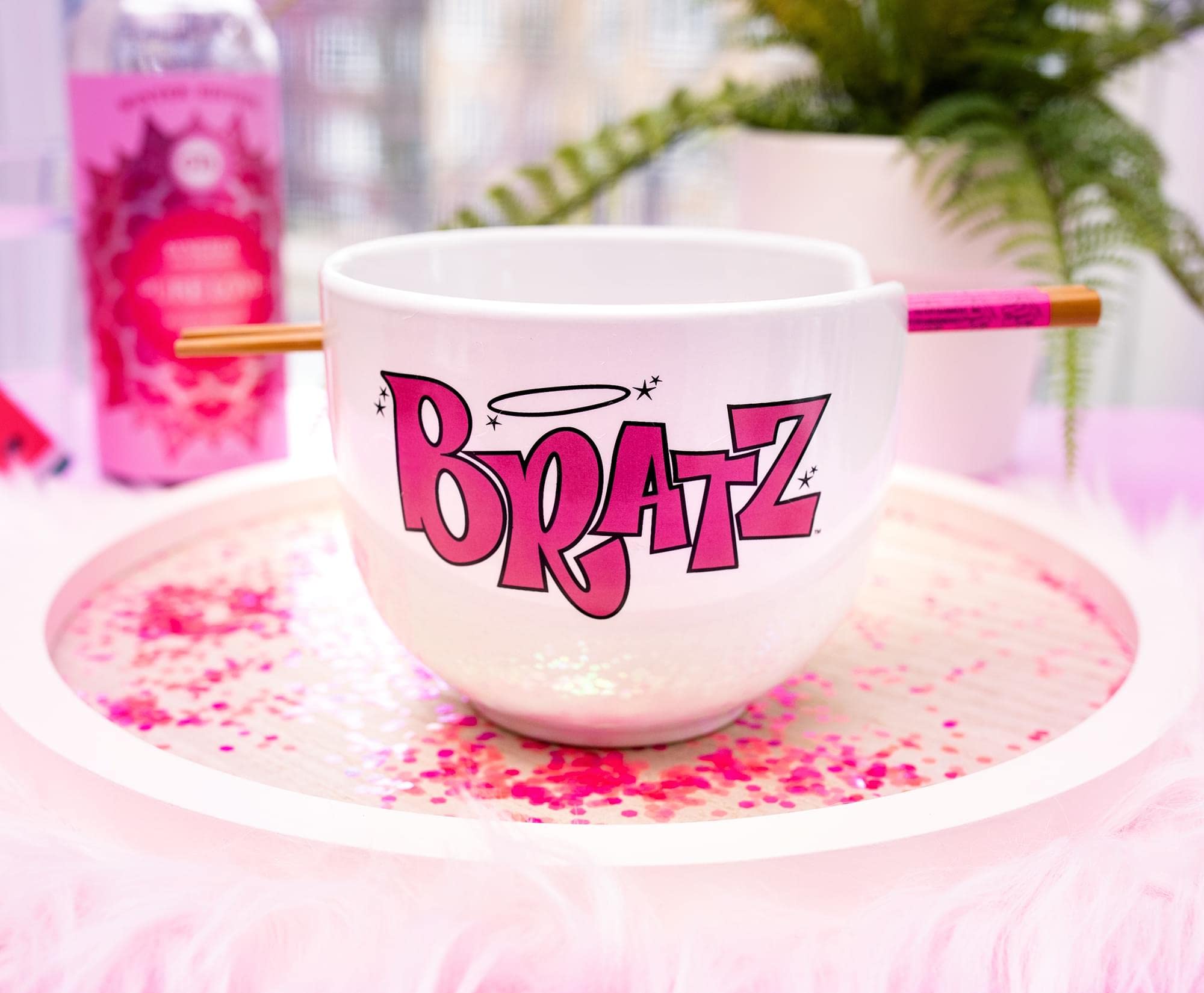 Foto 3 pulgar | Personajes Plateados De Buffalo Bratz De Ramen Bowl Con Palillos - Venta Internacional.