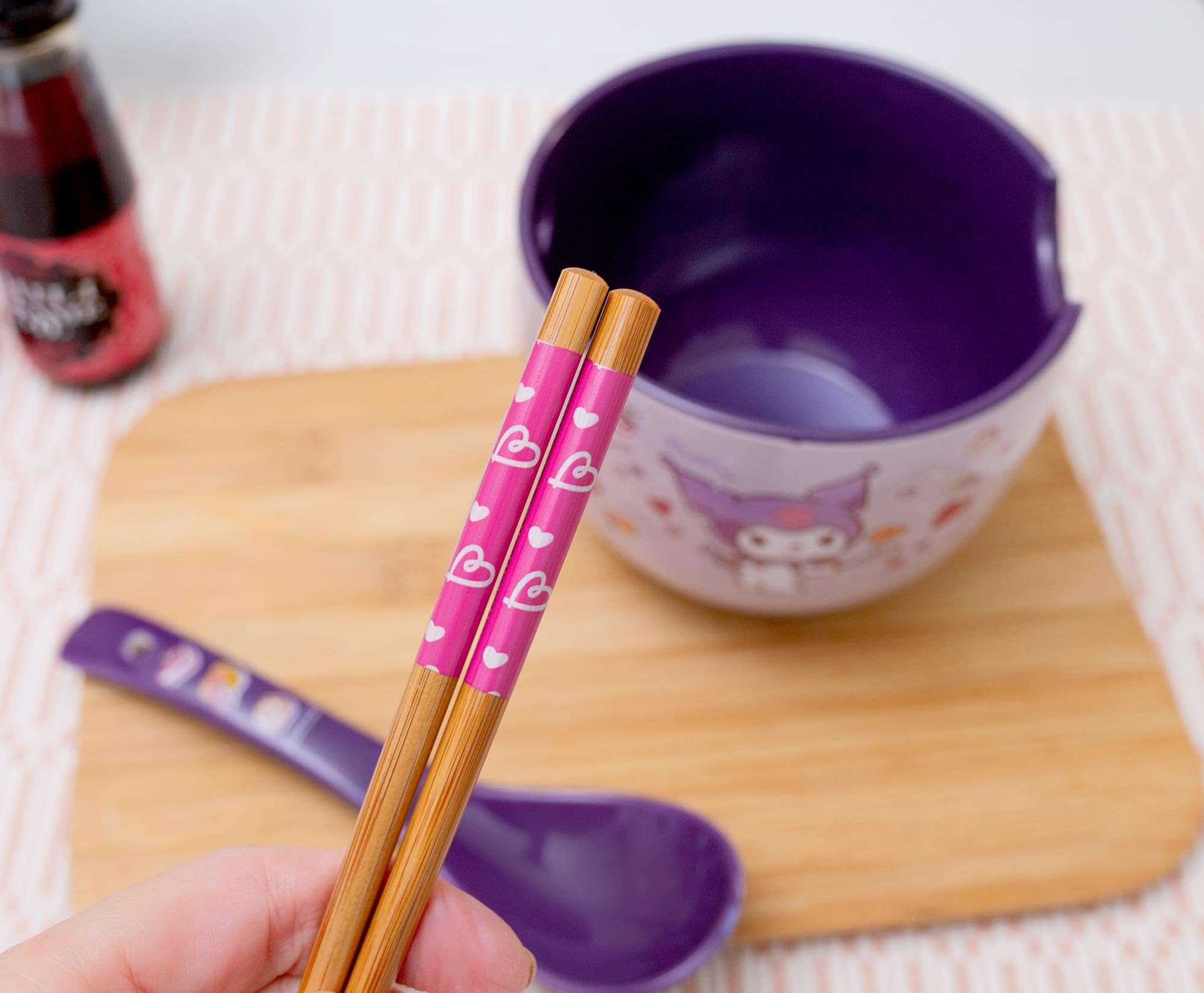 Foto 5 | Set De Cuencos Para Ramen Sanrio Kuromi, 600 Ml, Con Palillos Y Cuchara - Venta Internacional.