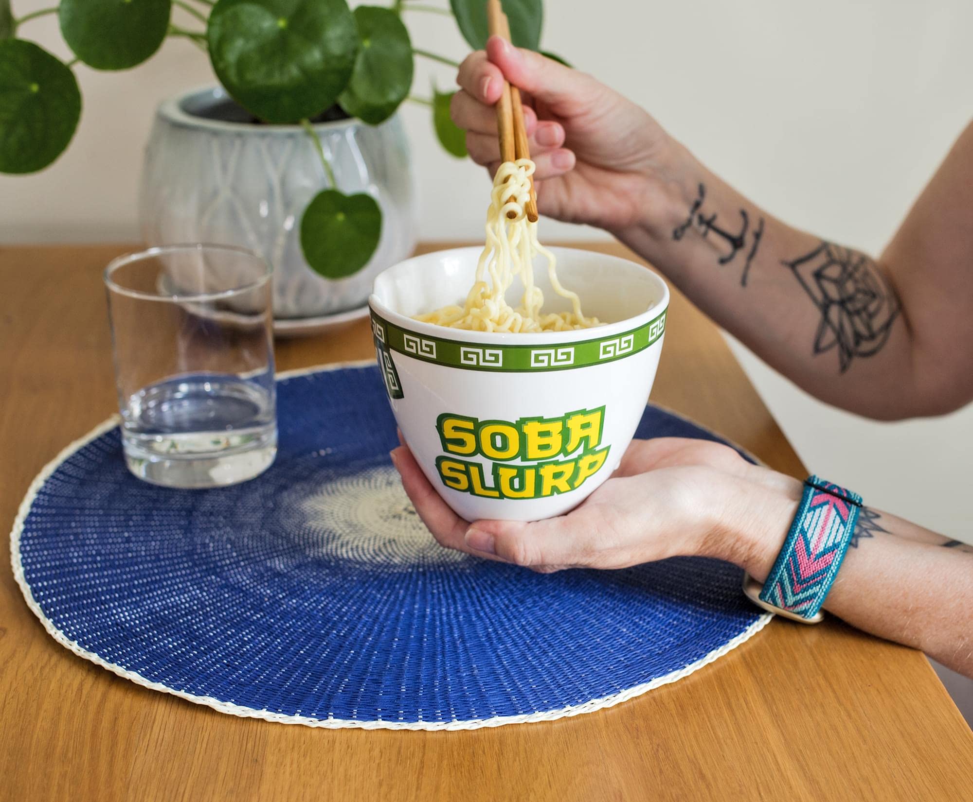 Foto 7 pulgar | Juego De Vajilla Toynk Bowl Bop Soba Slurp 480 Ml Con Palillos - Venta Internacional.