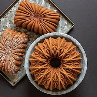 Foto 6 | Venta Internacional - Molde Nordic Ware Cut Crystal Bundt Capacidad de 10 Tazas Dorado