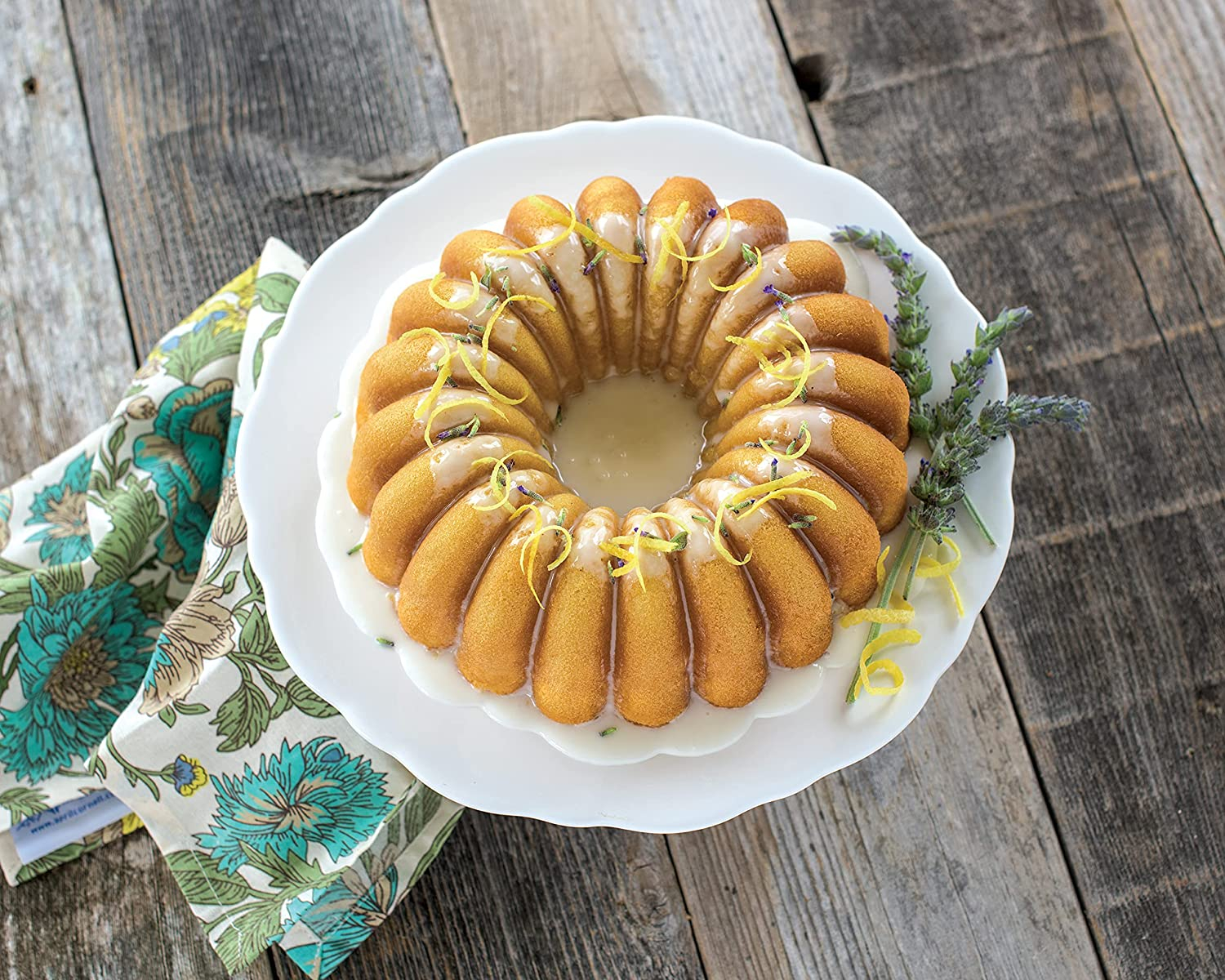 Foto 8 pulgar | Molde para Bundt Nordic Ware Elegant Party 22,3 x 9,3 cm Dorado