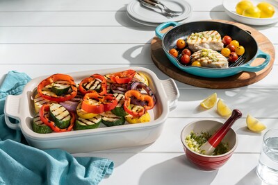 Foto 2 | Plato Para Hornear Le Creuset De Gres Con Tapa Para Bandeja, 37 Cm, Color Cereza - Venta Internacional.