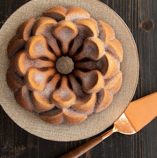 Foto 4 | Caramelo Bundt Pan Nordic Ware Magnolia, Aluminio Fundido, 2,4 L - Venta Internacional.