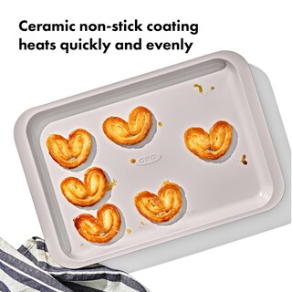 Foto 3 | Bandeja Antiadherente De Cerámica Para Cuartos De Galón Oxo Good Grips De Bakeware Pro - Venta Internacional.