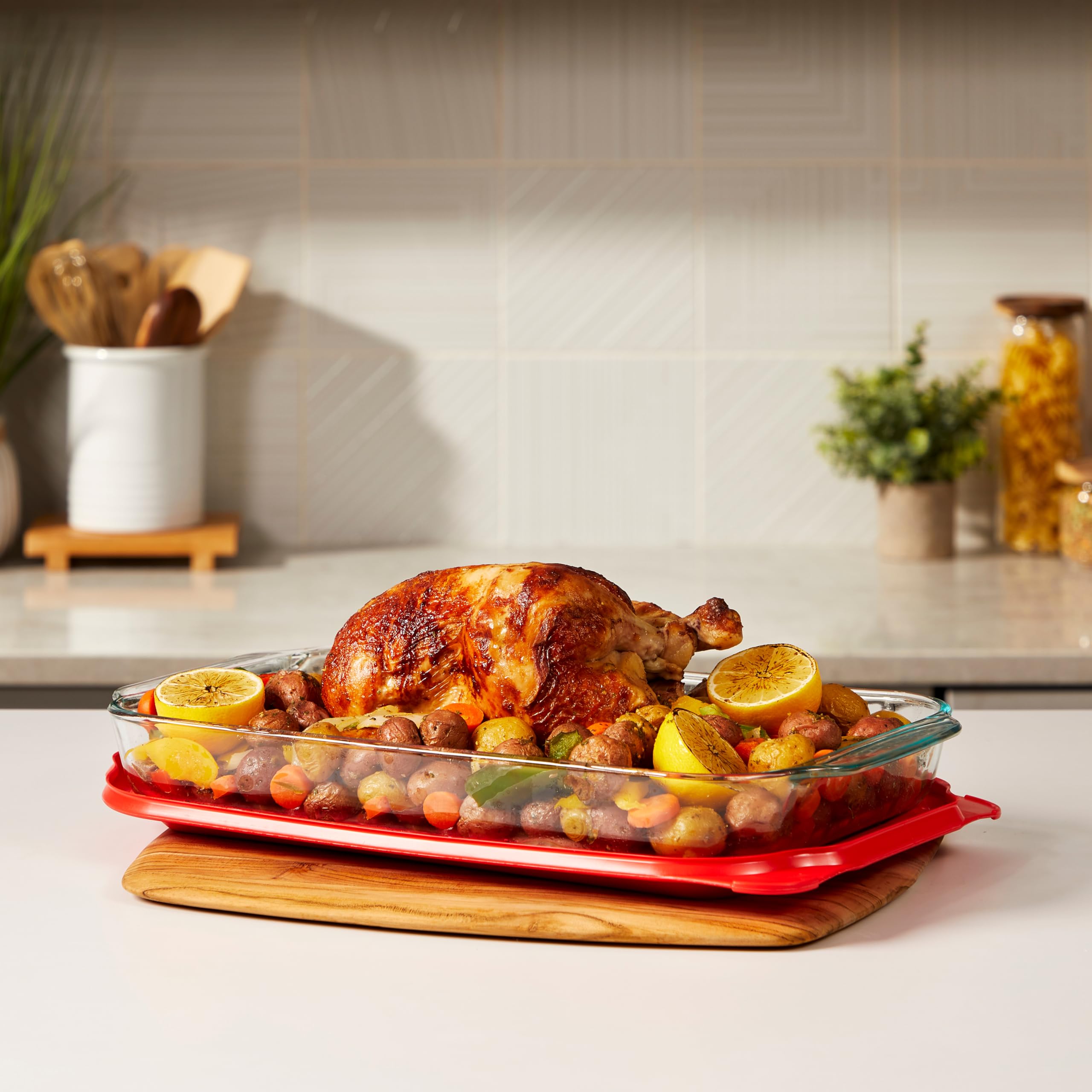 Foto 4 | Plato De Vidrio Para Hornear Pyrex Basics De 4 5 L Con Tapa De Plástico Transparente - Venta Internacional.