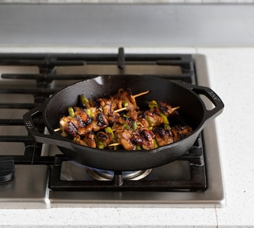 Foto 5 | Grill Pan Lodge 12 De Hierro Fundido Con Doble Asa, Color Negro - Venta Internacional.