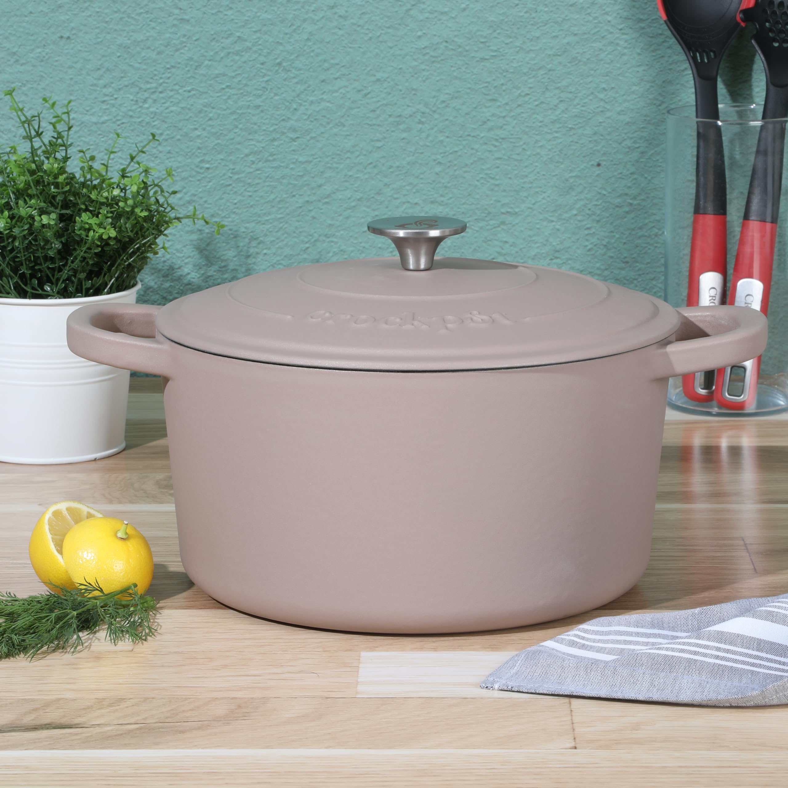 Foto 2 | Oven Dutch Oven Crock Pot Artisan Hierro Fundido Esmaltado De 7 Litros Color Rosa - Venta Internacional