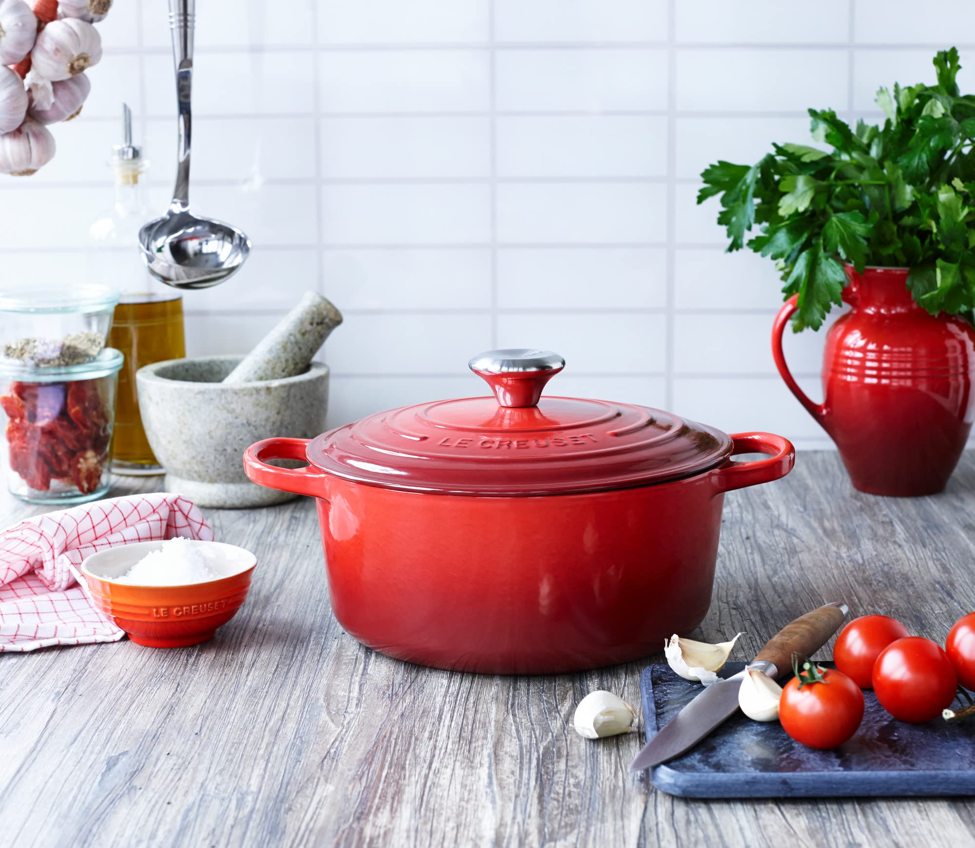 Foto 4 pulgar | Horno Holandés Le Creuset De Hierro Fundido Esmaltado Signature, 5.5 L, Color Cereza - Venta Internacional.