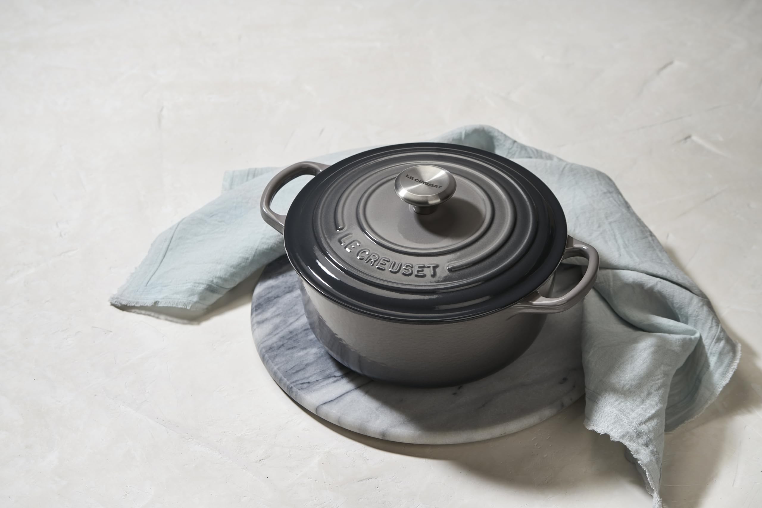 Foto 3 | Olla Le Creuset de Hierro Fundido Esmaltado Signature 5.5 L - Venta Internacional