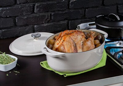 Foto 4 | Ostra Ovalada De Hierro Fundido Esmaltado De 7 Cuartos De Galón De Dutch Oven Lodge, Color Blanco - Venta Internacional