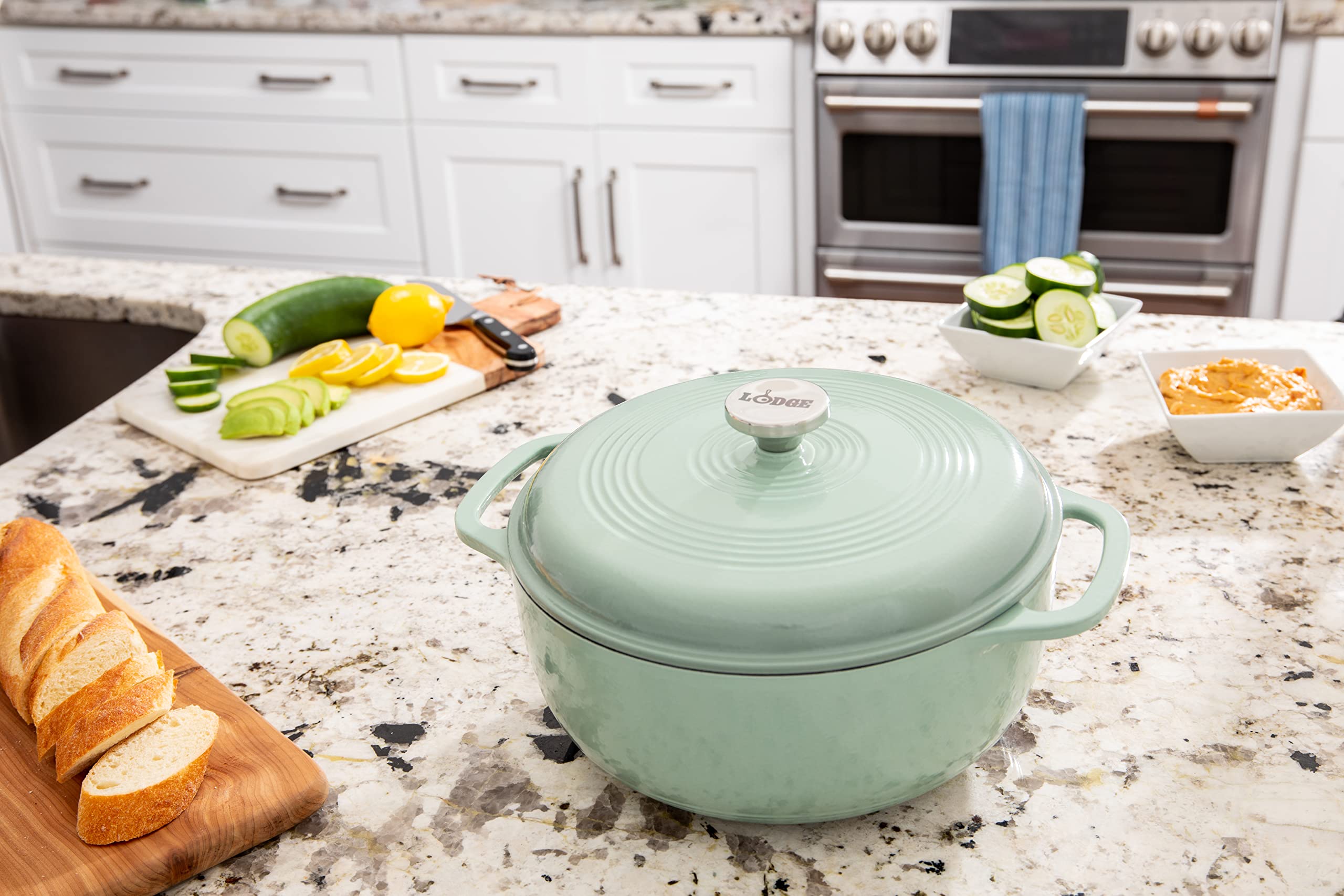 Foto 4 | Dutch Oven Lodge, Hierro Fundido Esmaltado, 6 Cuartos De Galón, Salvia Del Desierto - Venta Internacional.