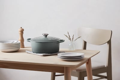 Foto 2 | Sal Marina De Hierro Fundido Esmaltado Le Creuset De Dutch Oven 5 5 Litros - Venta Internacional.