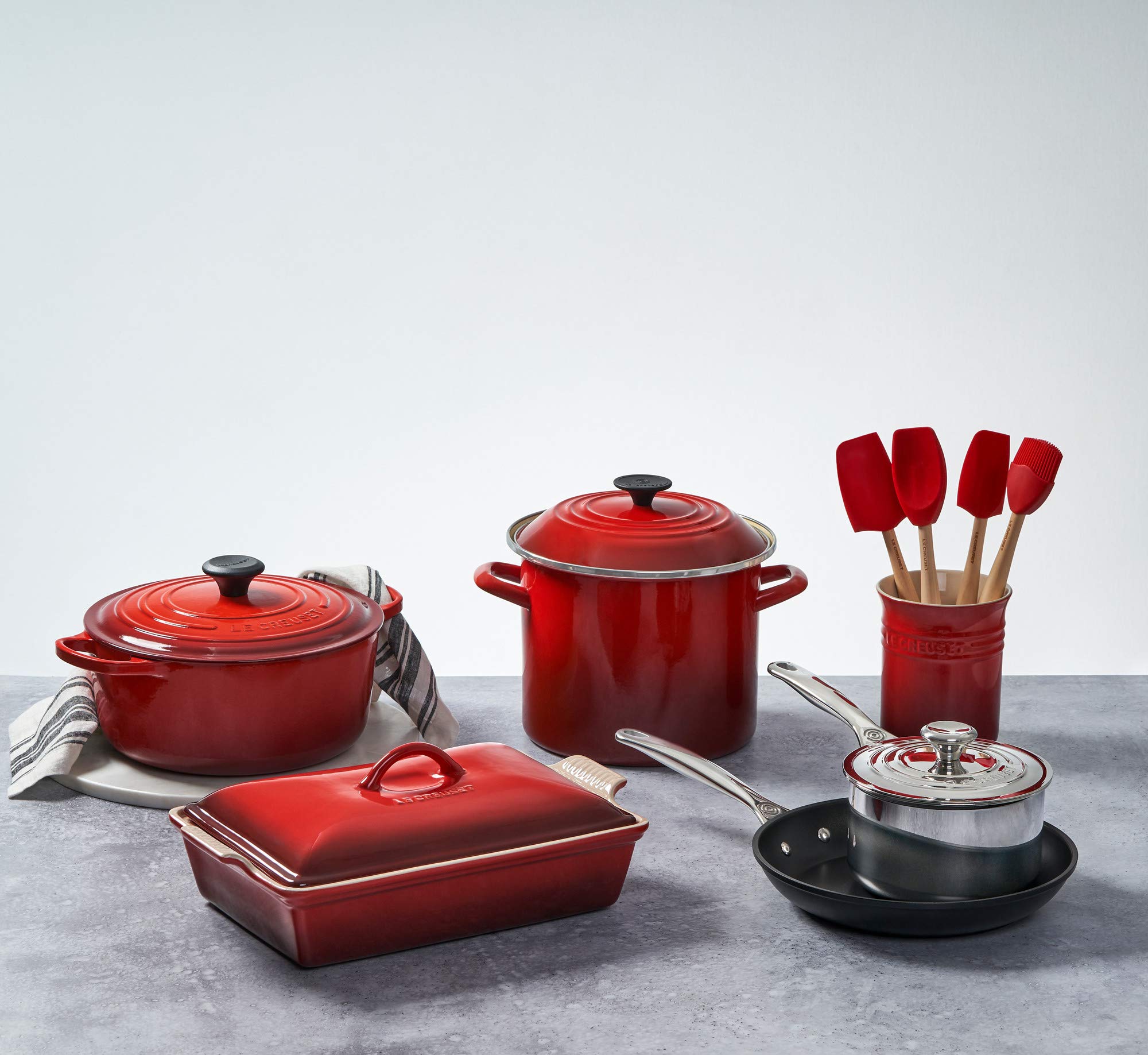 Foto 3 pulgar | Stockpot Le Creuset Esmaltado Sobre Acero, 10 L, Color Cereza - Venta Internacional.