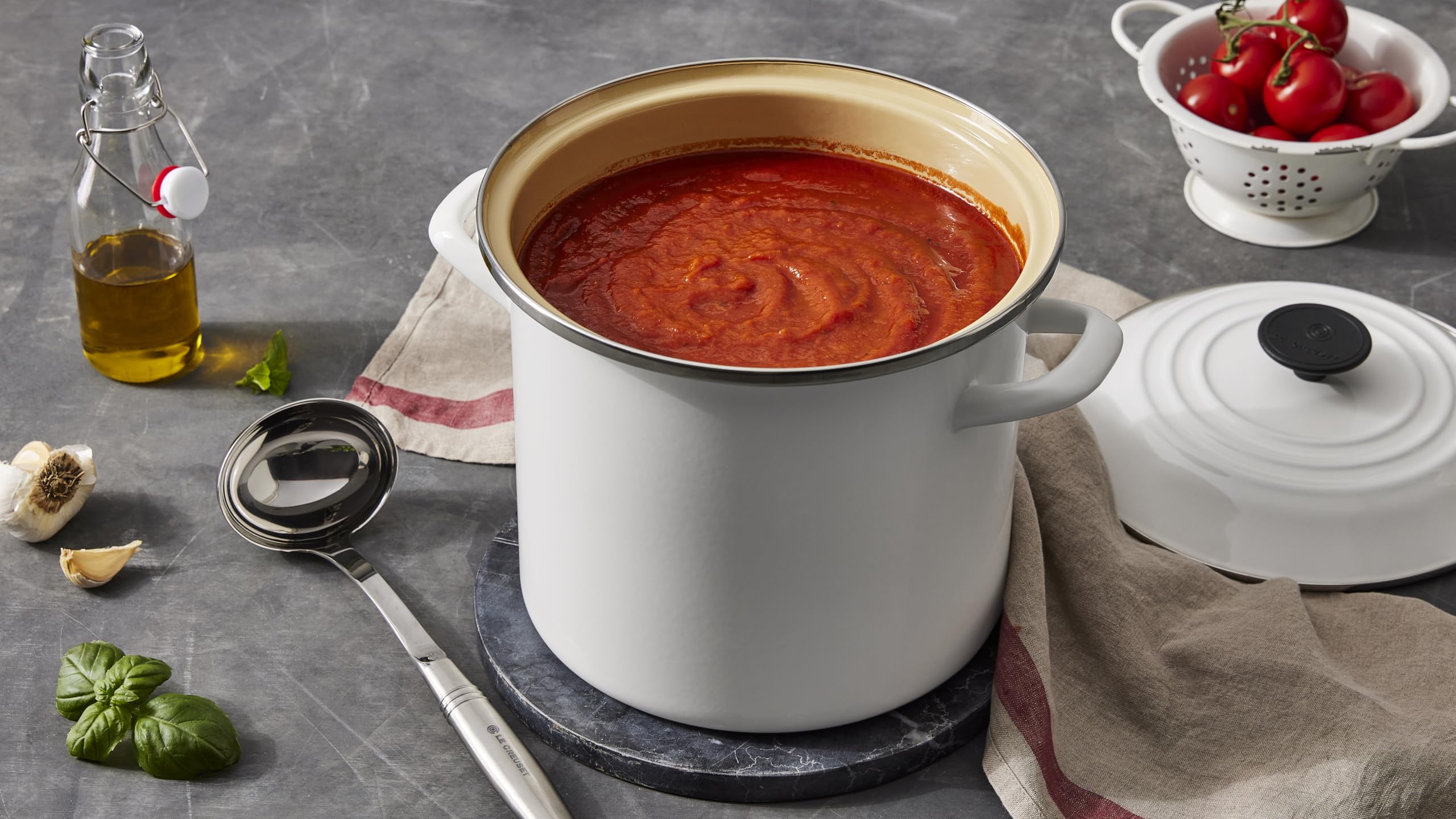 Foto 5 pulgar | Sal Marina Stockpot Le Creuset Esmaltada Sobre Acero, 8 Litros, Con Tapa - Venta Internacional.