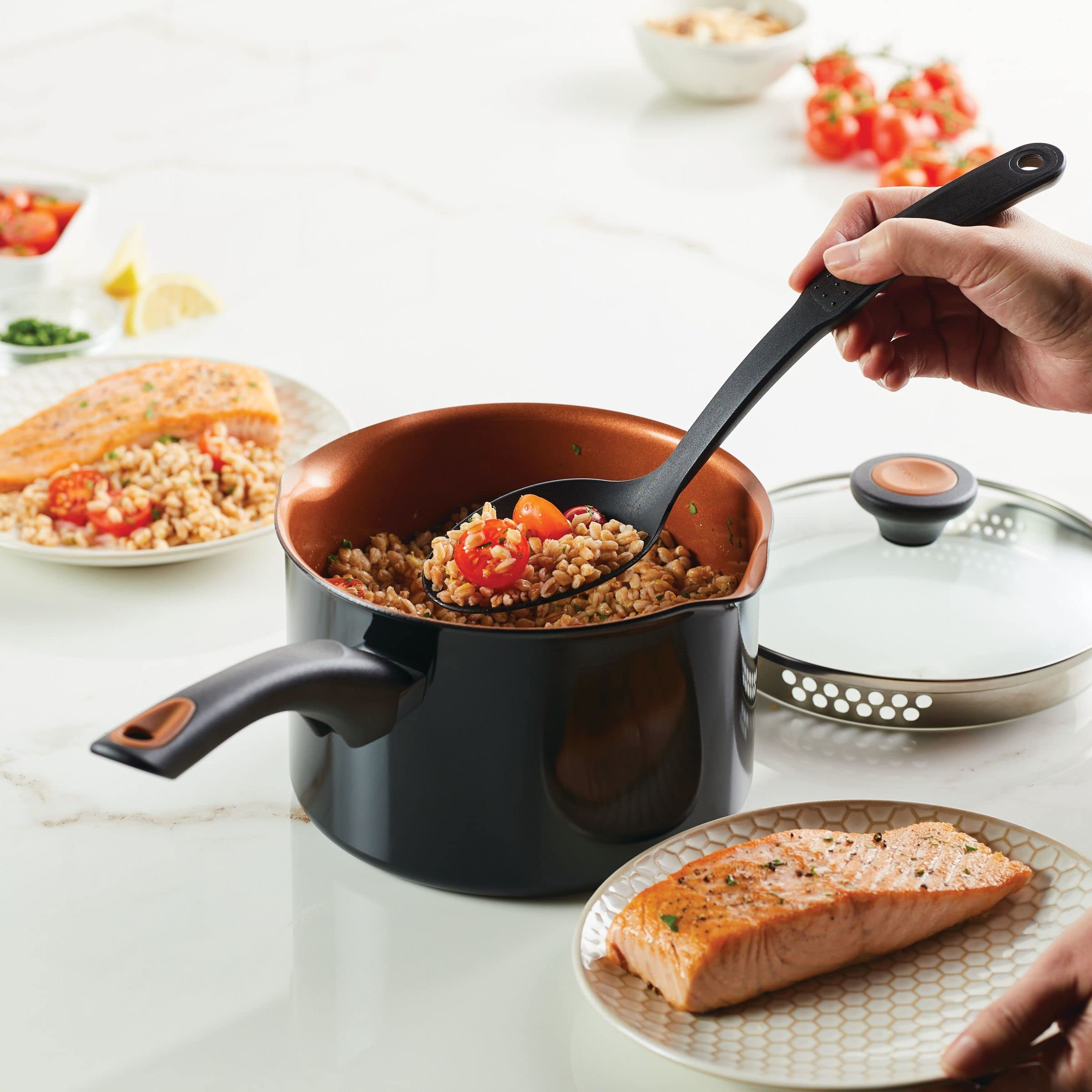 Foto 2 | Sartén Farberware Glide Antiadherente Con Tapa Coladora, 3 Litros, Color Negro - Venta Internacional.