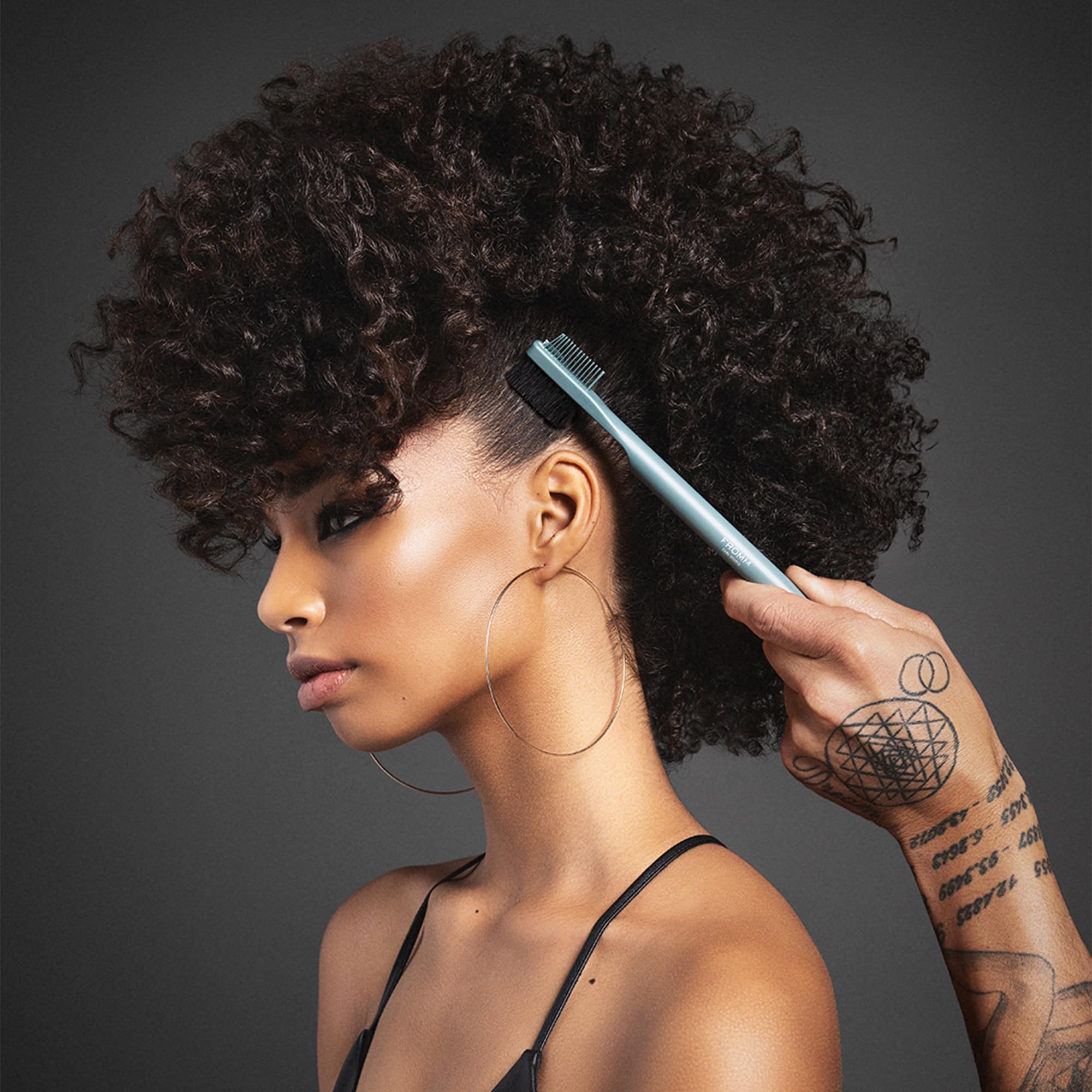 Foto 4 pulgar | Moldeador De Bordes Con Brocha Y Peine De Professional Curl Studio 9 - Venta Internacional.
