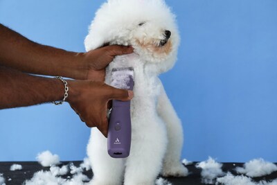 Foto 4 | Dog Clipper Andis Emerge Inalámbrico De Iones De Litio, Color Morado - Venta Internacional.