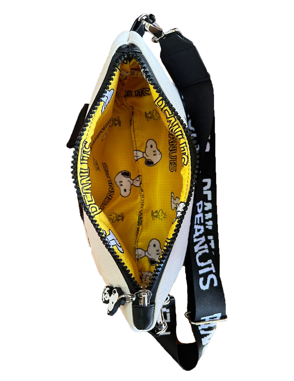 Foto 5 pulgar | Clutch Snoopy Casual Blanco Y Negro