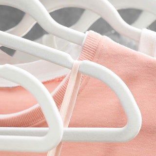 Foto 8 | 30 Ganchos de Terciopelo Songmics Blancos 41.5 cm 360° para Camisas y Abrigos