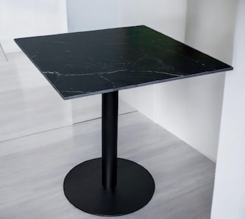 Foto 2 | Mesa Ocasional Cade Negra