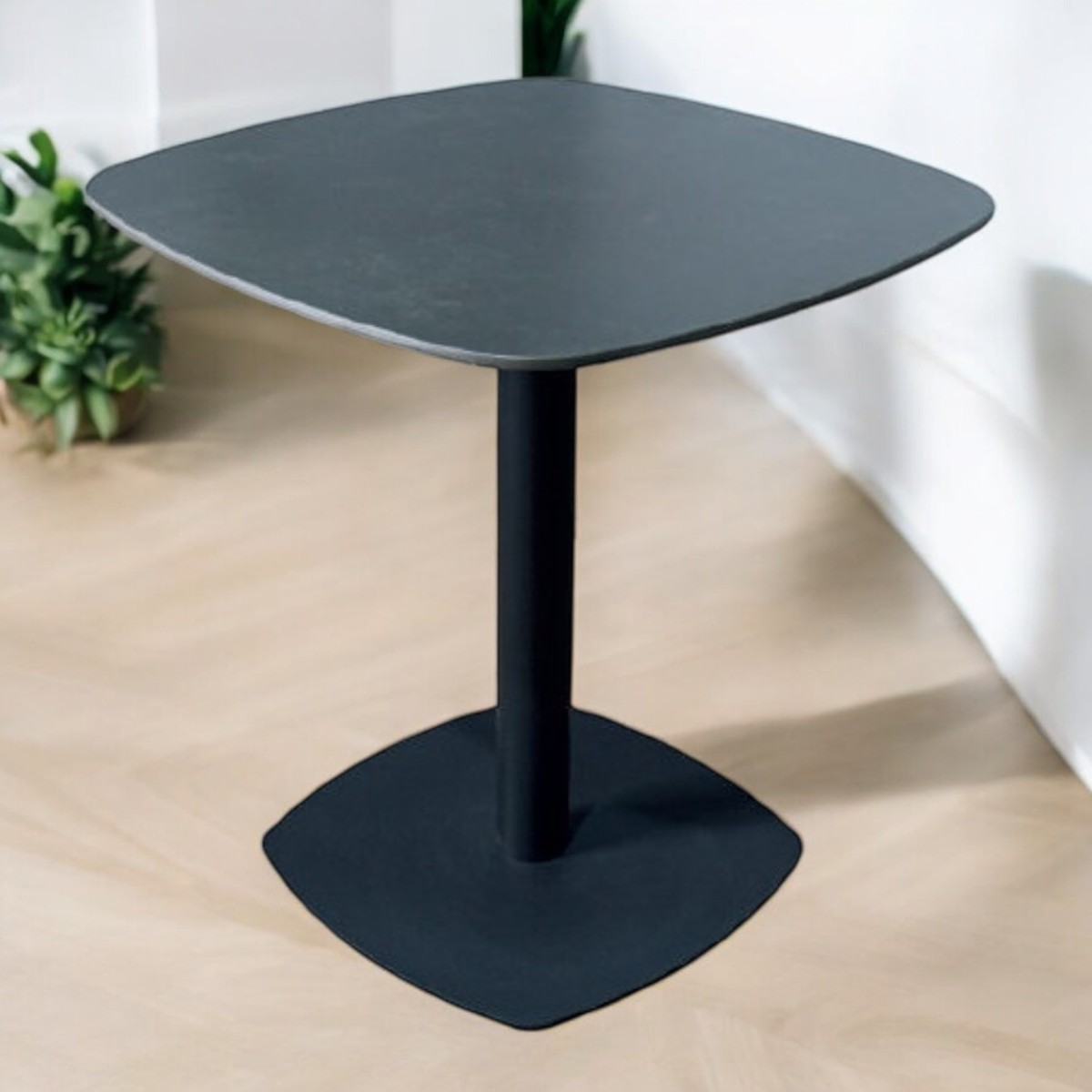 Foto 1 | Mesa Ocasional Negra Terzetto Stone