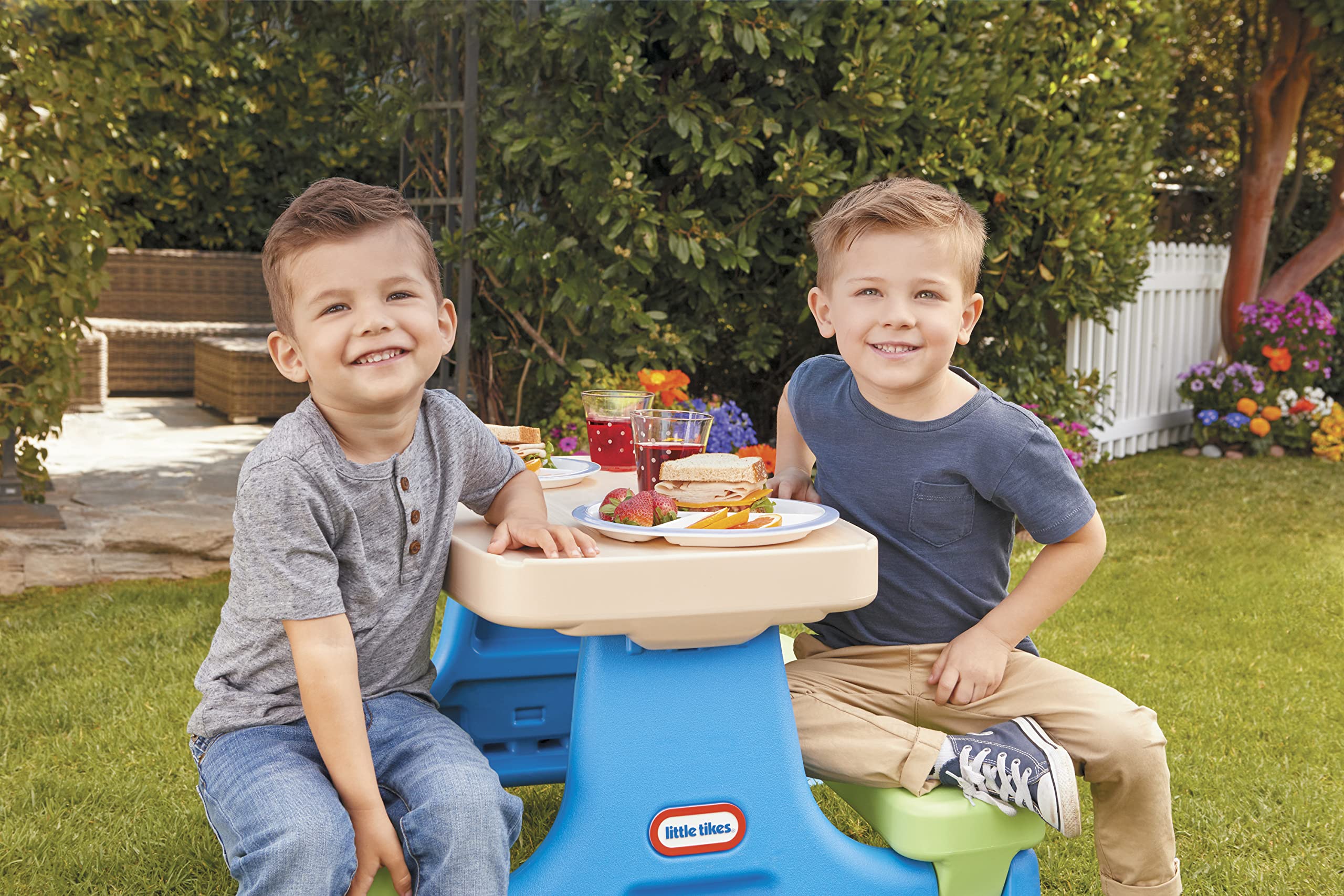 Foto 5 pulgar | Mesa De Pícnic Little Tikes Easy Store Con Paraguas Para 6 Niños - Venta Internacional.