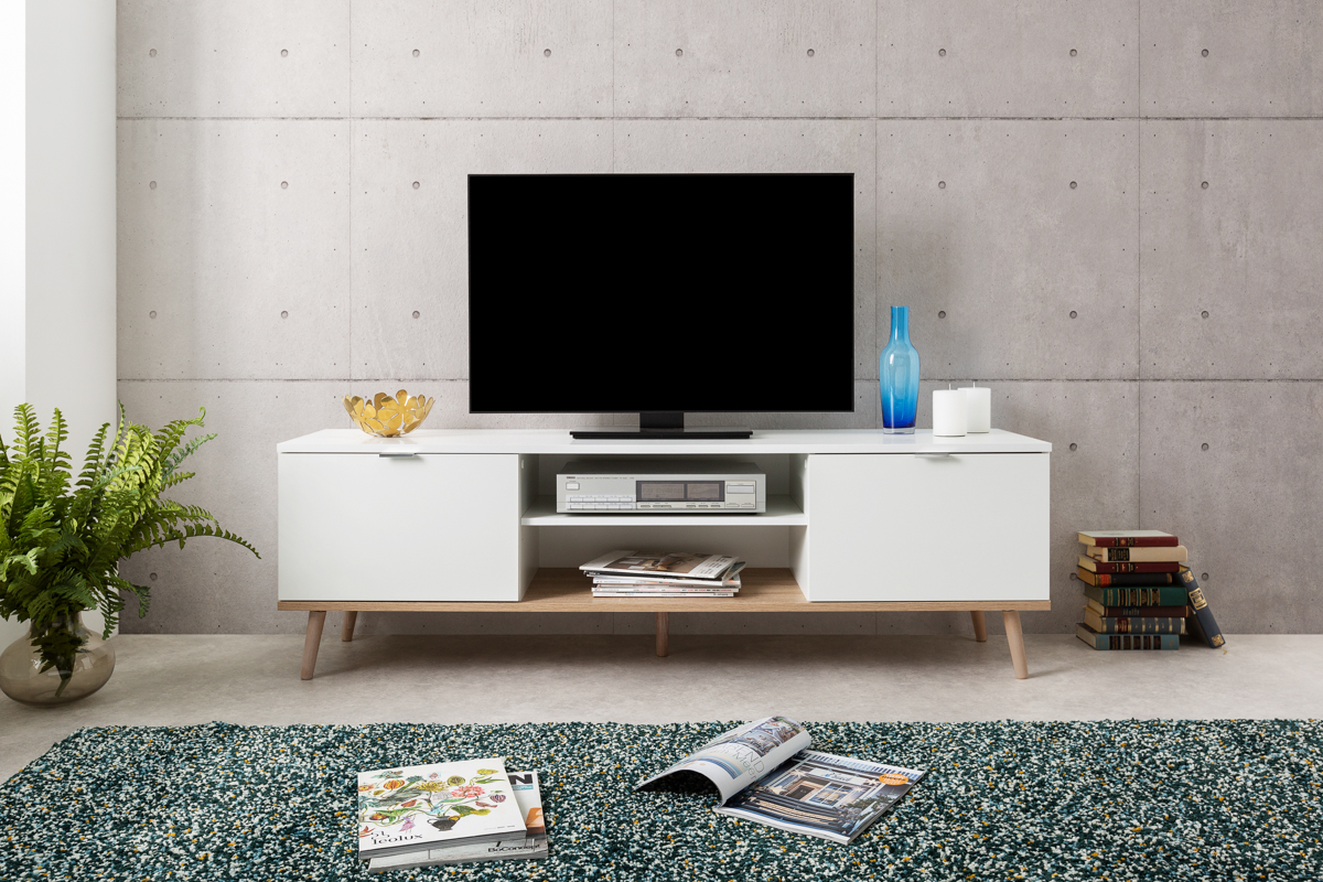 Foto 6 | Mesa Para Tv Blanca Con 2 Puertas Para Almacenamiento Con Patas De Madera Y Estructura Mdf