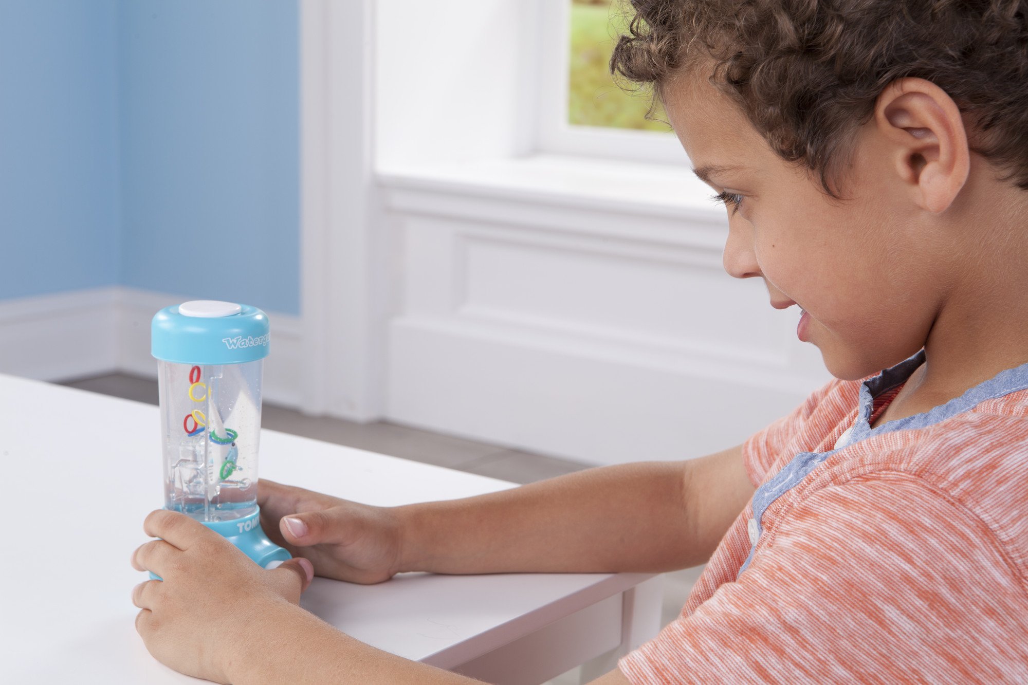 Foto 4 | Juego Acuático Tomy Handheld Kids Ring Toss Arcade Dolphin - Venta Internacional.