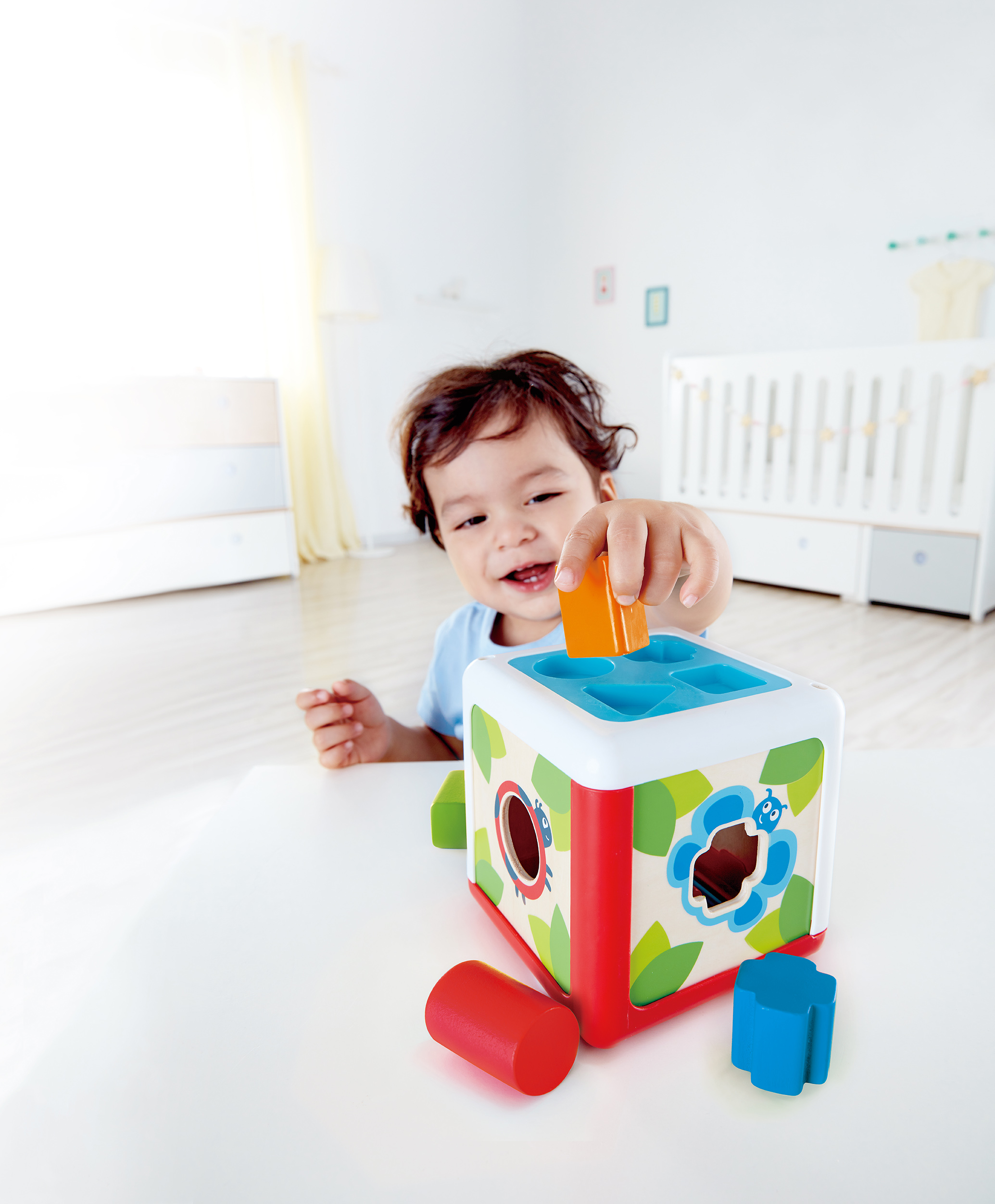 Foto 4 pulgar | Caja De Formas E0507 Hape Caja De Formas Con Temática De Criaturas De Jardín. Multicolor