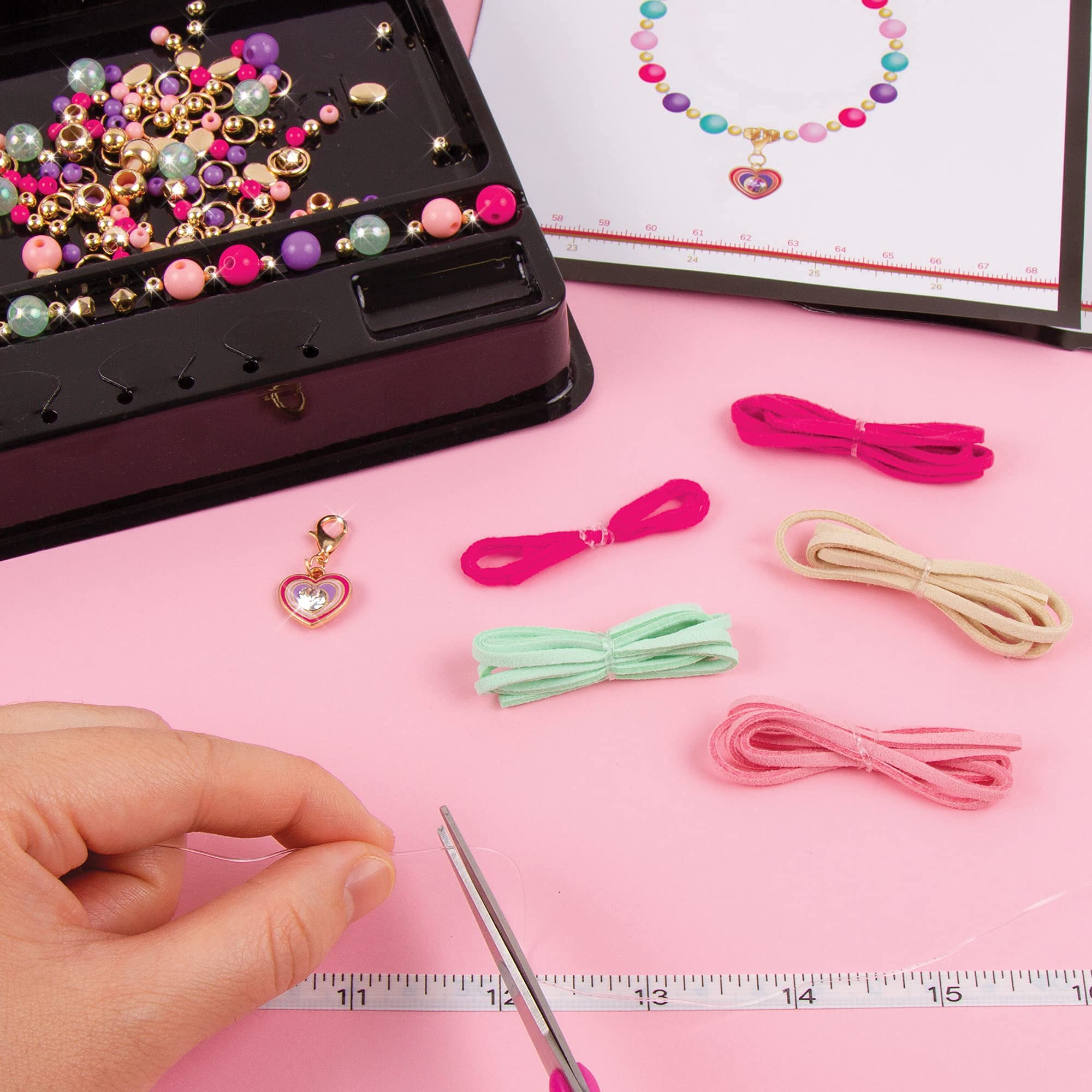 Foto 7 pulgar | Kit para Hacer Pulseras con Dijes Make It Real Juicy Couture Girls - Venta Internacional