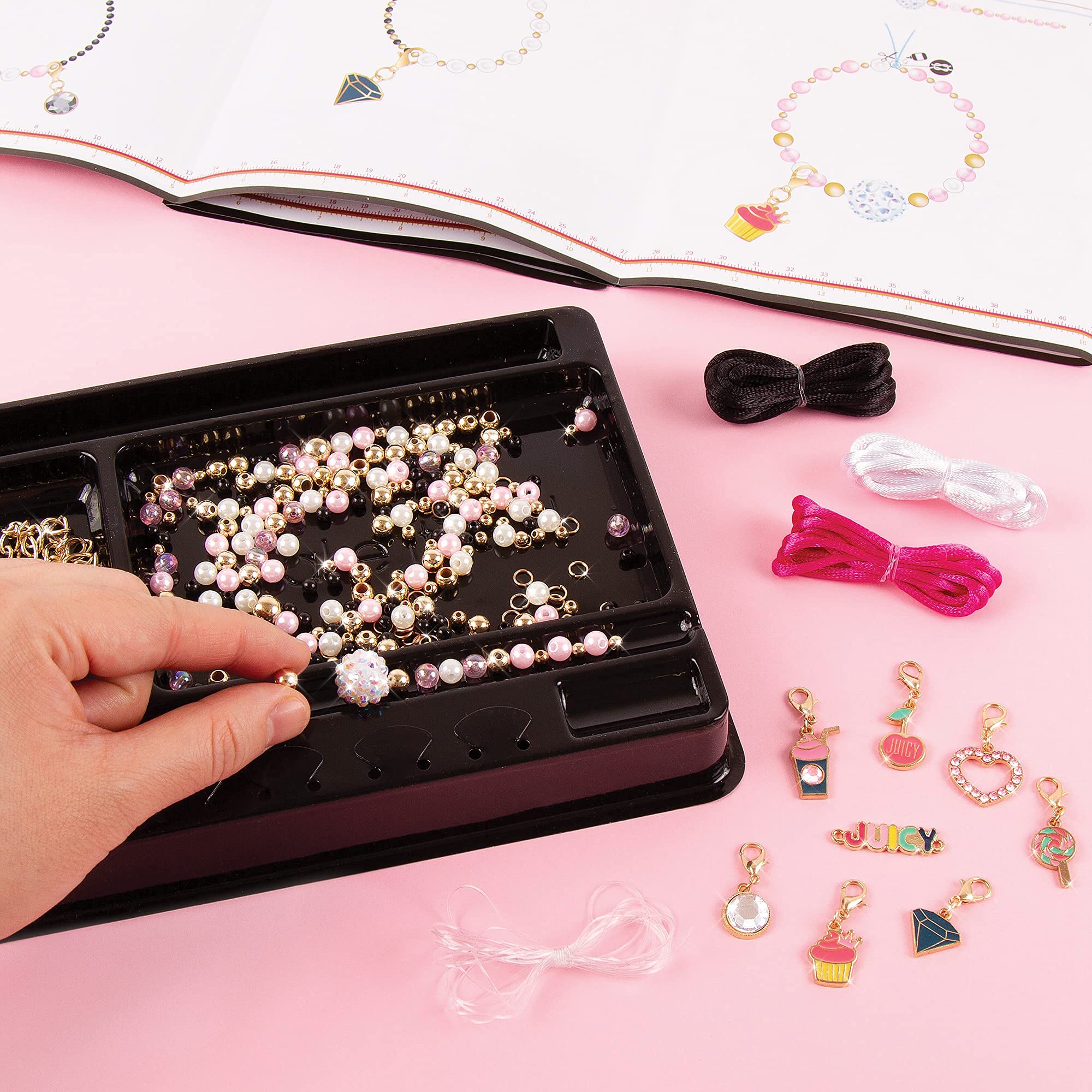 Foto 7 pulgar | Kit Para Hacer Pulseras Con Dijes Diy Make It Real Juicy Couture - Venta Internacional.
