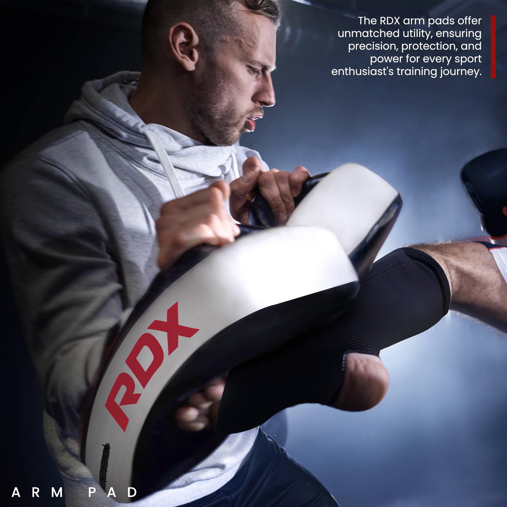 Foto 5 pulgar | Escudo Curvo Para Patear Kickboxing Muay Thai Pad Rdx Training - Venta Internacional.