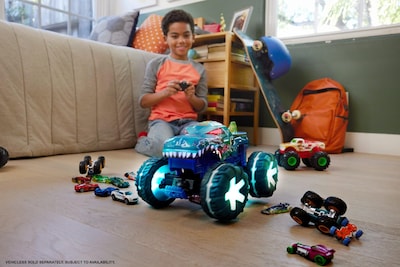 Foto 2 | Camión De Juguete Hot Wheels Monster Trucks Rc Mega-wrex A Escala 1:15 - Venta Internacional.
