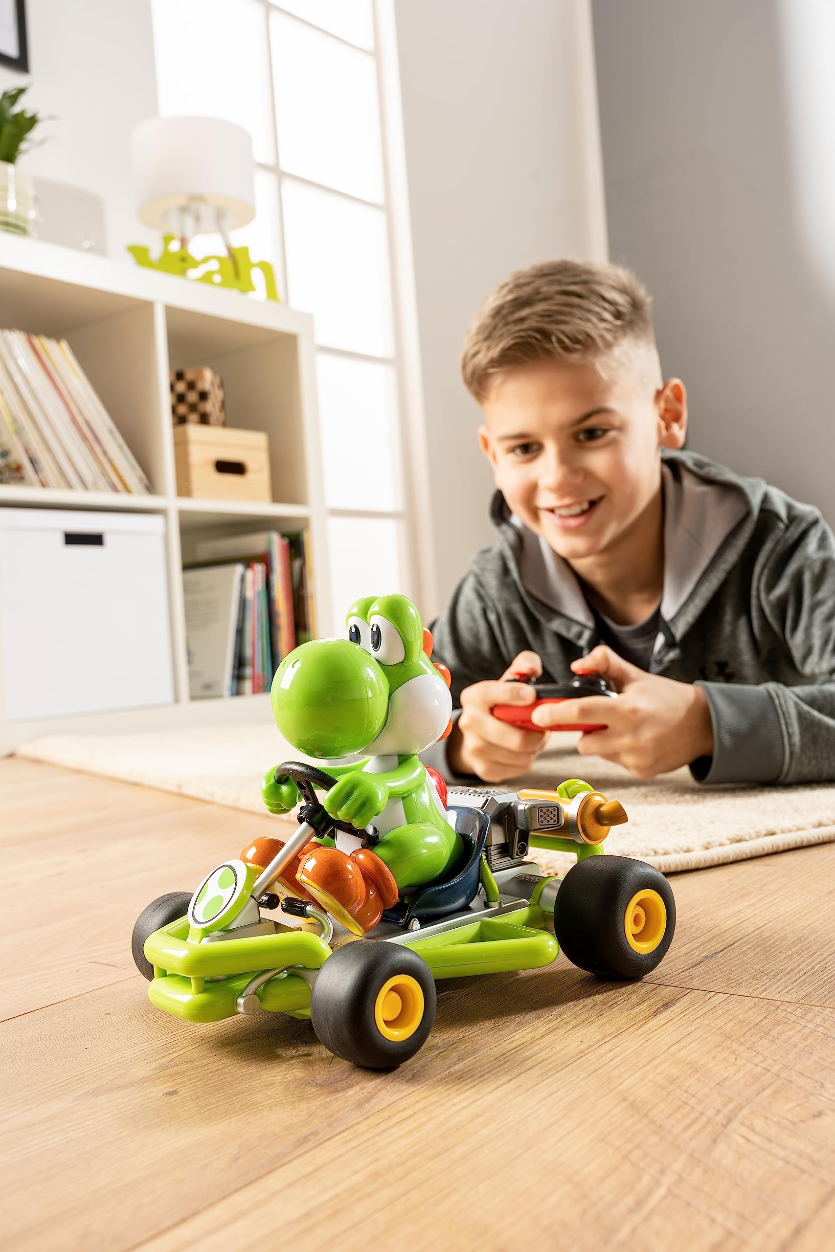 Foto 2 | Coche A Control Remoto Carrera Mario Kart Pipe Kart Yoshi 1:18 - Venta Internacional.