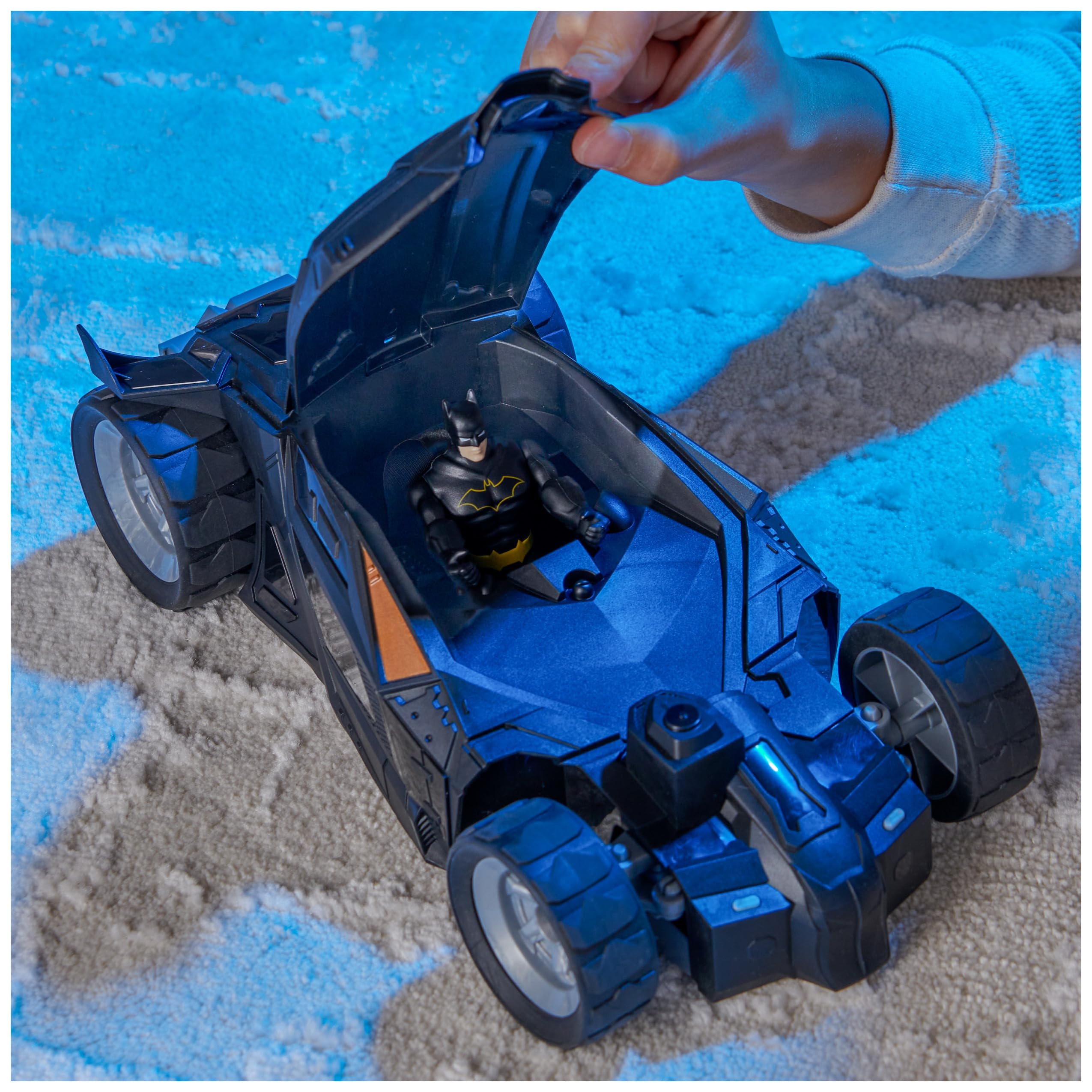 Foto 4 pulgar | Coche Con Control Remoto Dc Comics Batman Batmobile Para Niños De 4 Años O Más - Venta Internacional.