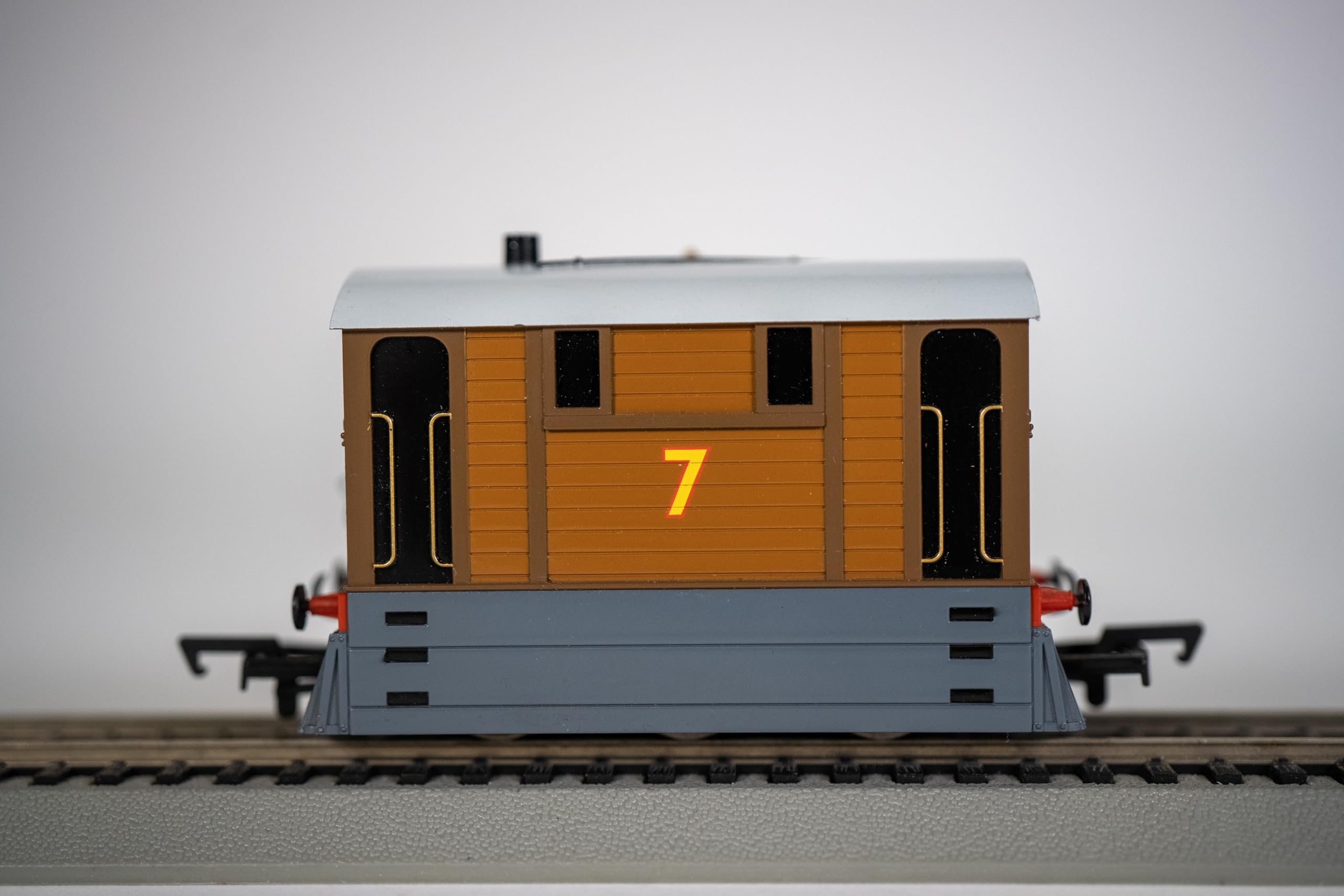 Foto 5 | Locomotora Toby The Tram De Train Bachmann Con Ojos Móviles, 0,5 L - Venta Internacional.