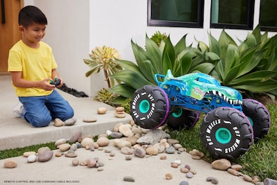 Foto 2 | Camión De Juguete Con Control Remoto Hot Wheels Rc Monster Trucks - Venta Internacional.