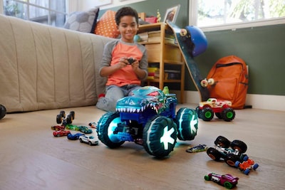 Foto 2 | Control Remoto Monster Truck Hot Wheels Mega-wrex 1:15 - Venta Internacional.