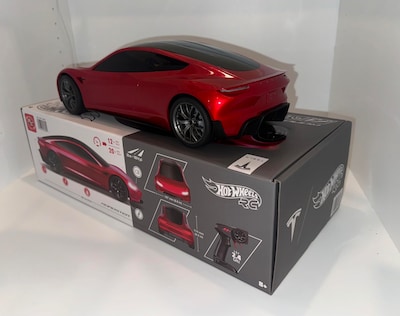 Foto 3 | Coche A Control Remoto Mattel Hot Wheels Tesla Roadster Red - Venta Internacional.