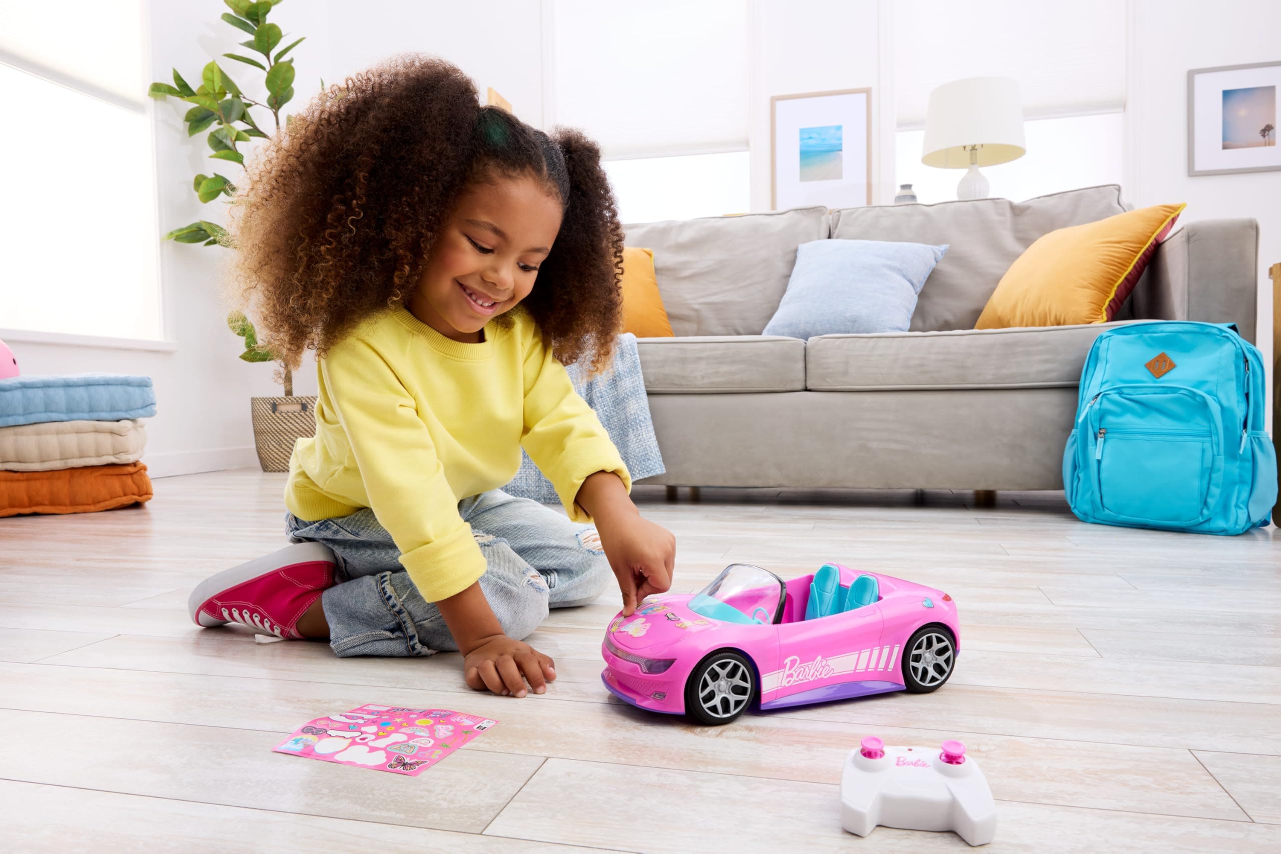Foto 3 pulgar | Coche De Juguete Barbie Hot Wheels Rc Convertible Con Mando A Distancia - Venta Internacional.
