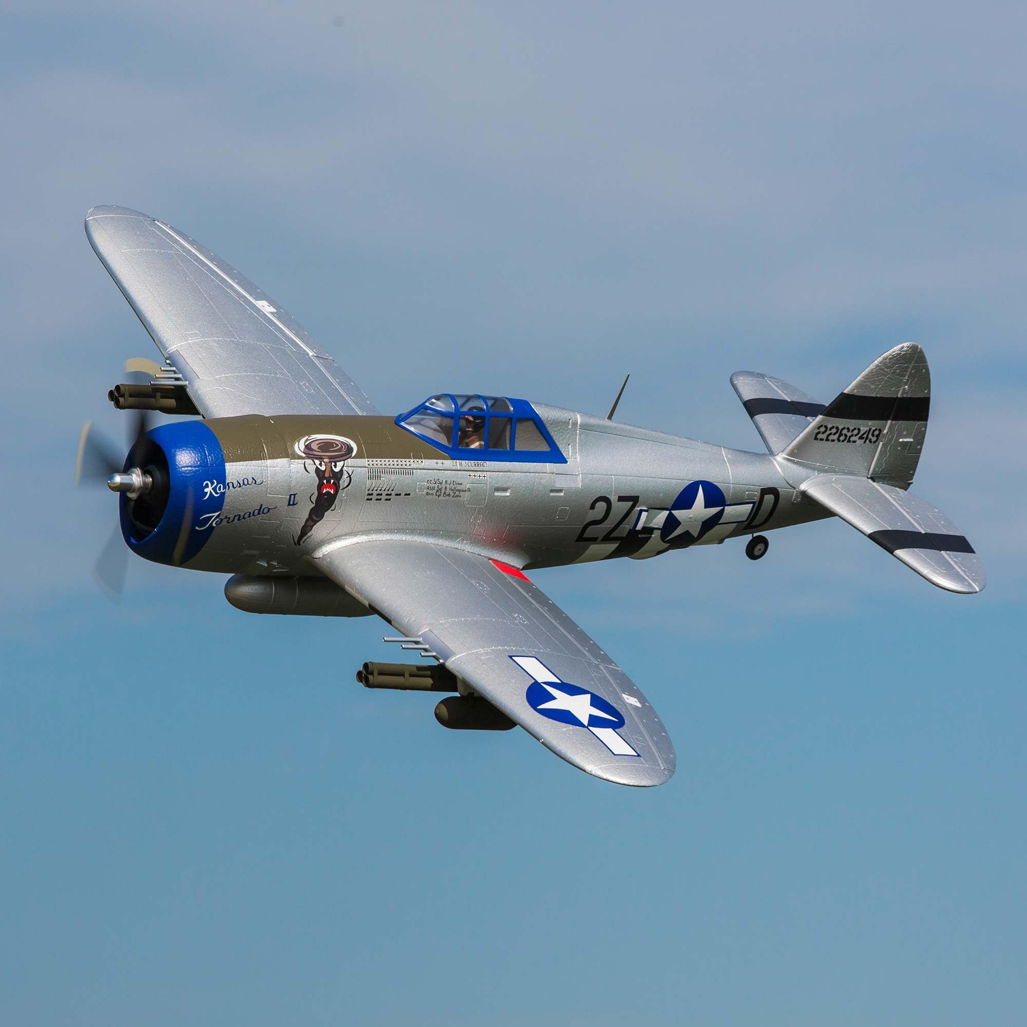 Foto 3 | Avión Rc E-flite P-47 Razorback 1.2 M Bnf Basic Sin Batería - Venta Internacional.