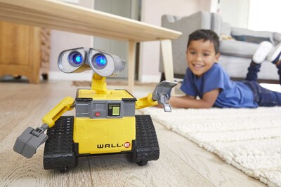 Foto 2 | Robot De Juguete Mattel Disney Pixar Wall-e Con Mando A Distancia - Venta Internacional.