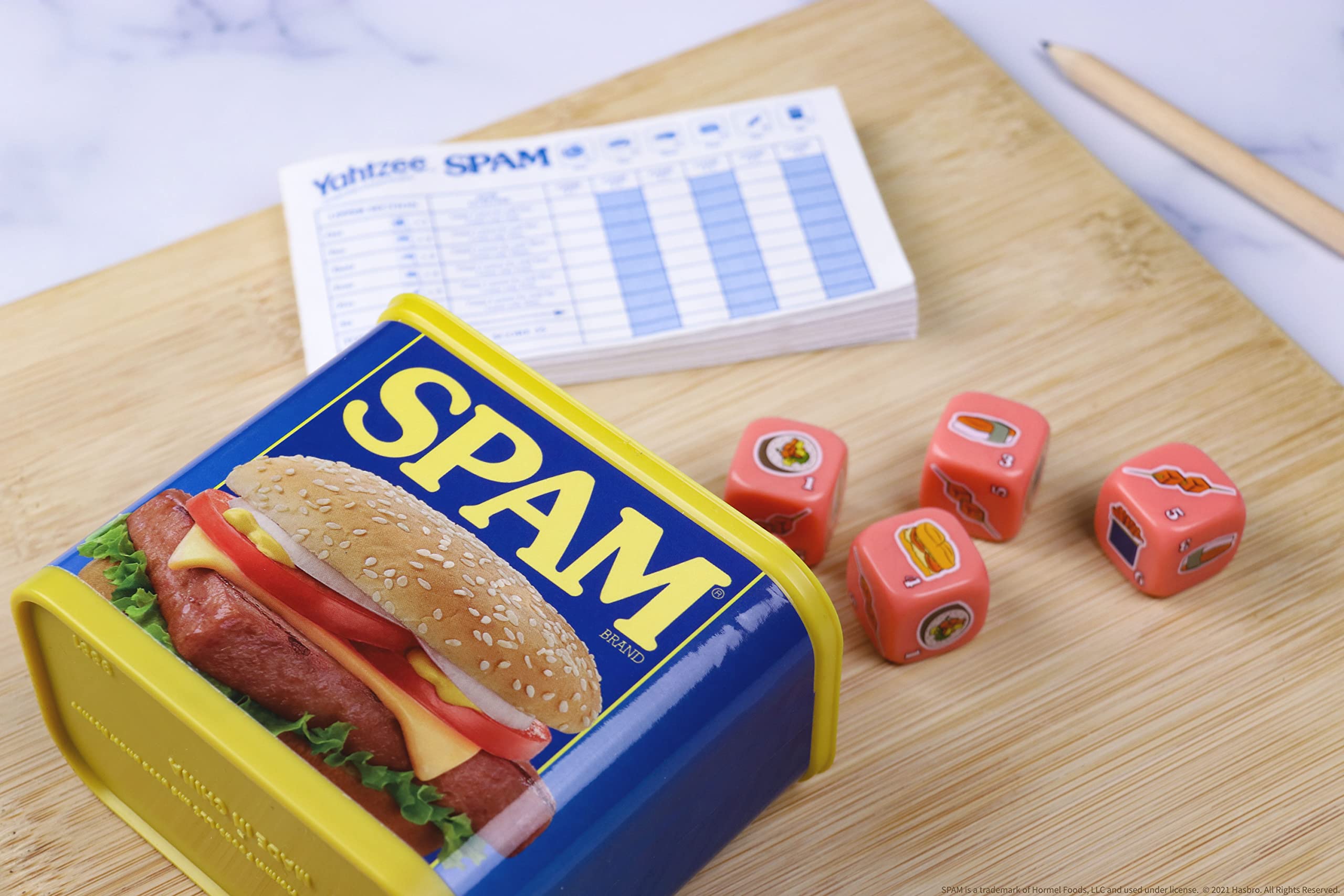 Foto 3 pulgar | Juego Coleccionable De Yahtzee Yahtzee Spam Brand Con Dados Personalizados - Venta Internacional.