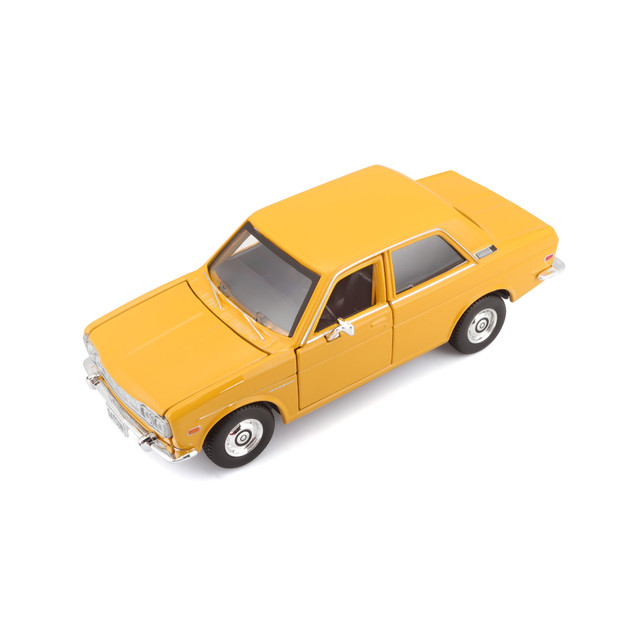 Auto Maisto Special Edition a Escala  1:24  1971 Datsun 510 Amarillo