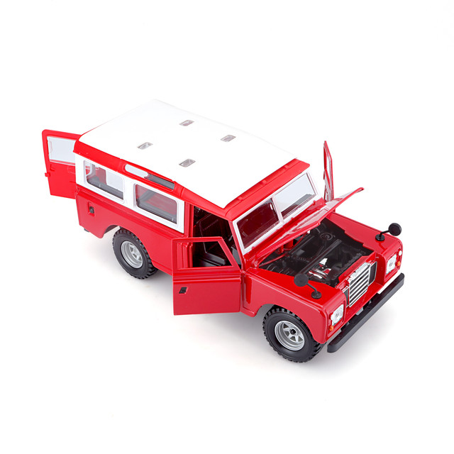 Foto 2 | Auto Burago a Escala  1:25 Land Rover Series Ii  Rojo