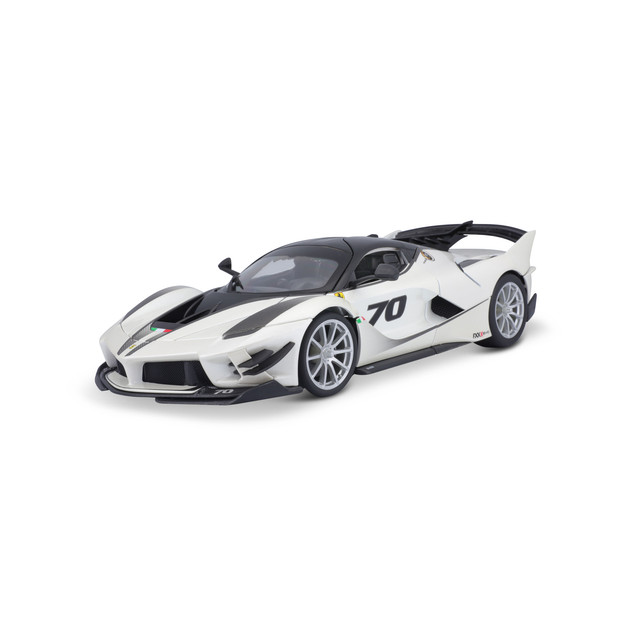 Auto Burago Race & Play a Escala 1:18 R&P Ferrari FXX K Evo Blanco