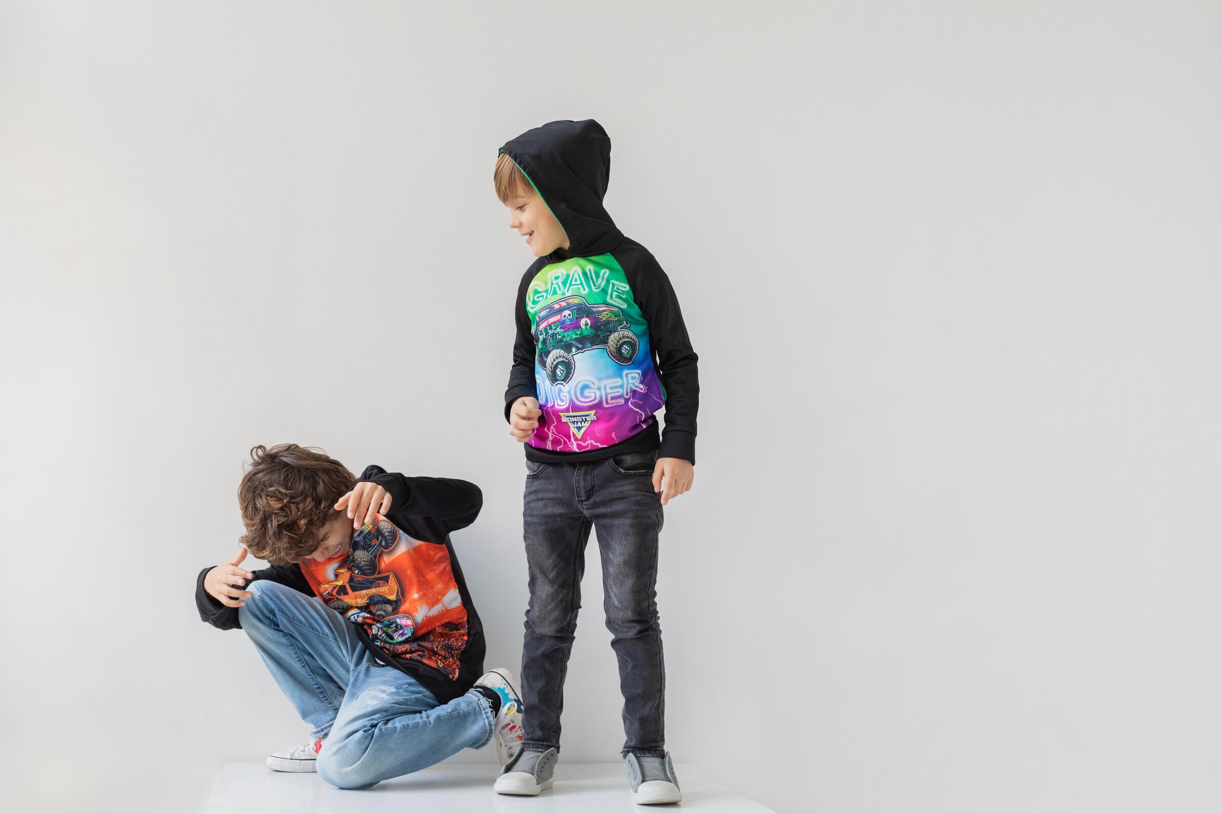 Foto 7 pulgar | Sudadera Con Capucha Monster Jam Trucks Grave Digger Para Niños Pequeños, Negro/verde - Venta Internacional.