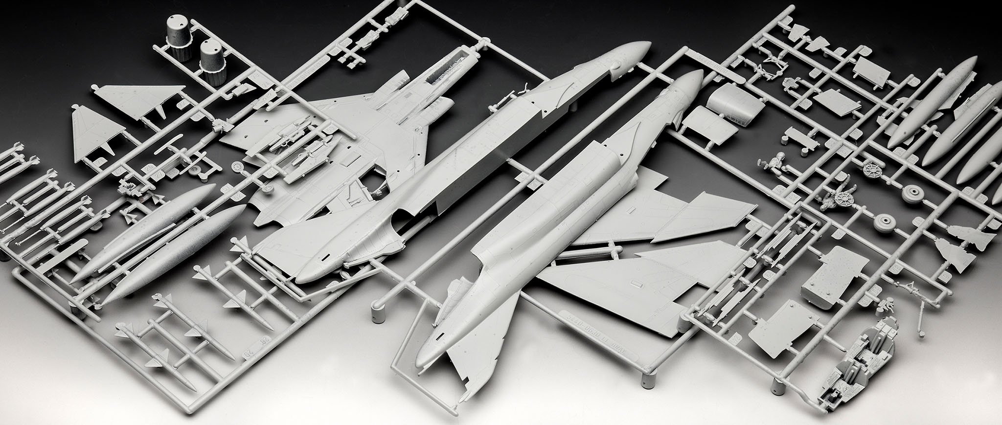 Foto 5 pulgar | Kit De Construcción Revell Of Germany F-4j Phantom Ll 03941 - Venta Internacional.